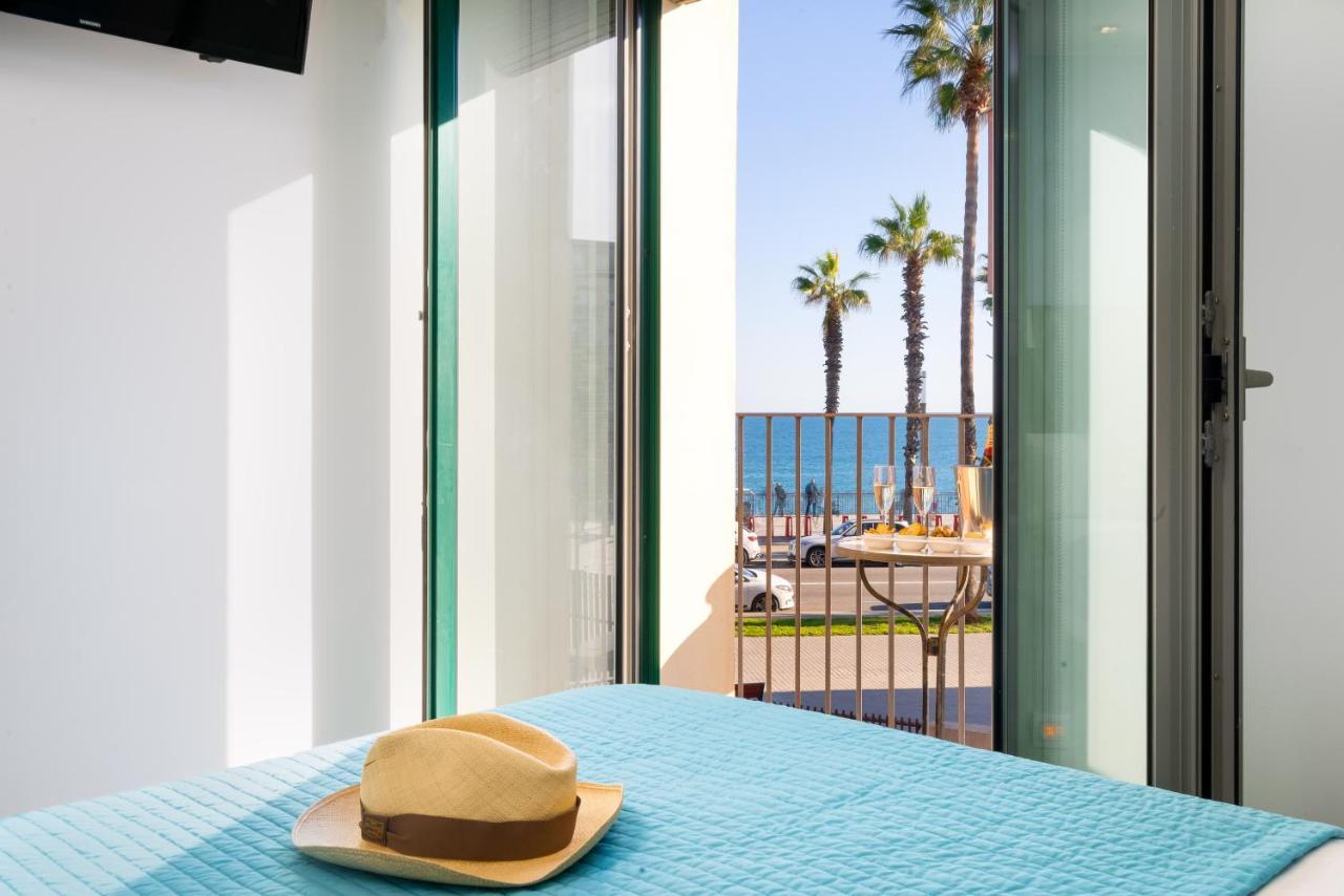 Kronos On The Beach Suite 2 Barcelona Exterior foto